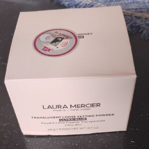 NEW Laura Mercier Translucent Loose Setting Powder